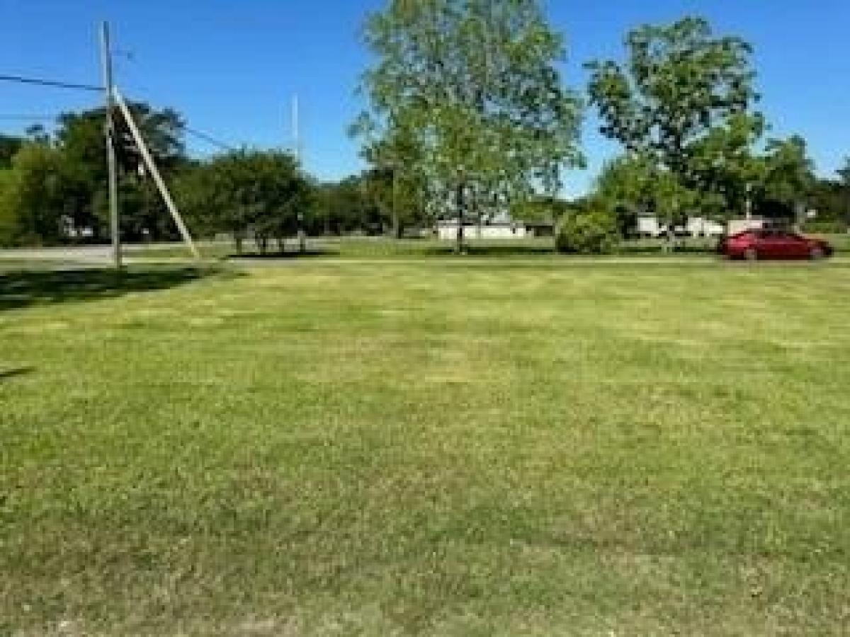 Picture of Residential Land For Sale in Saint Bernard, Louisiana, United States