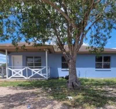 Home For Sale in Donna, Texas