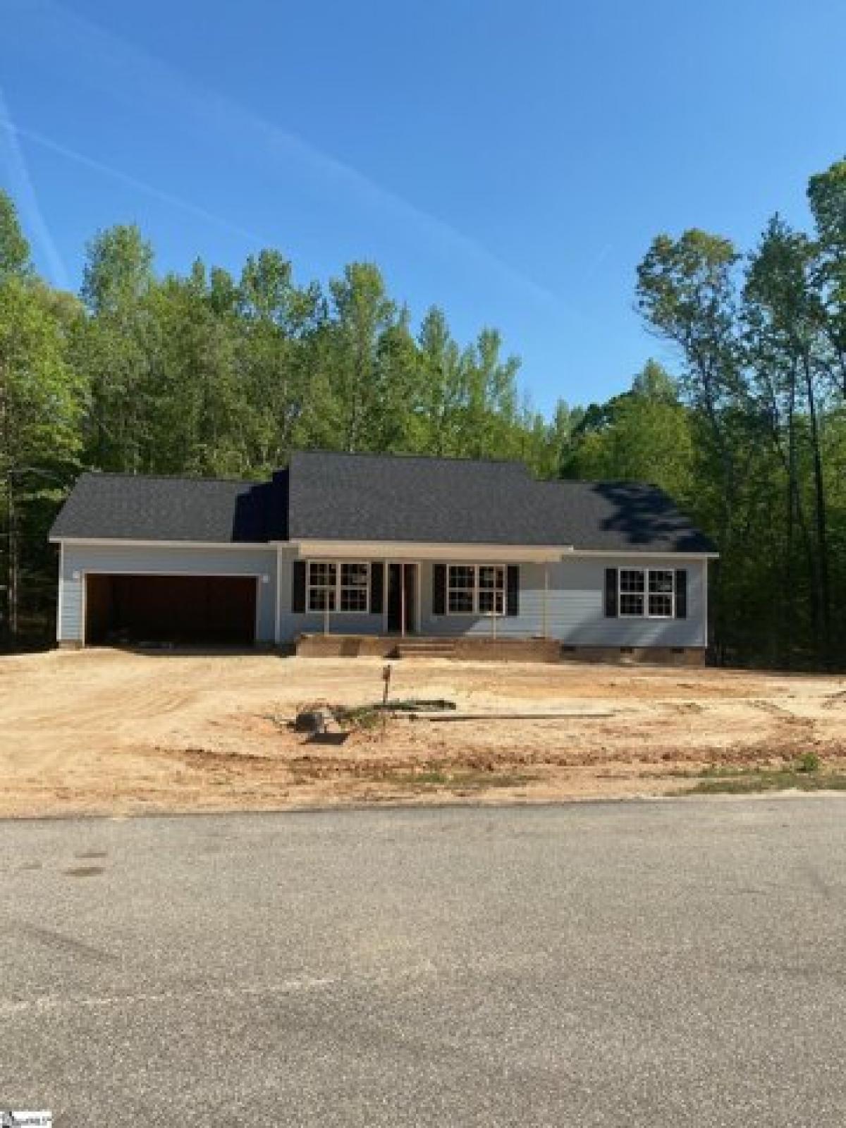Picture of Home For Sale in Gray Court, South Carolina, United States