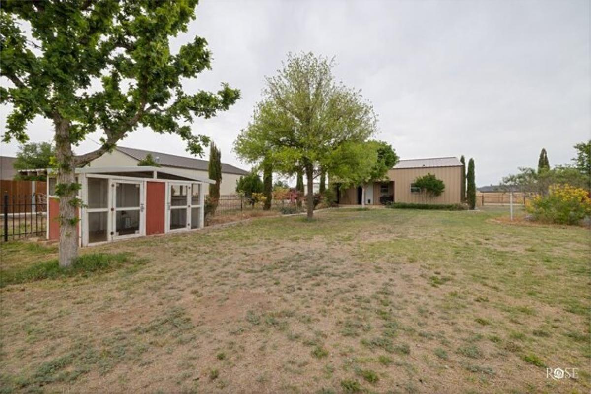 Picture of Home For Sale in Wall, Texas, United States