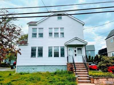 Home For Rent in Bloomfield, New Jersey