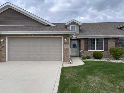 Home For Sale in Saint John, Indiana