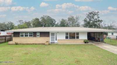 Home For Rent in Long Beach, Mississippi