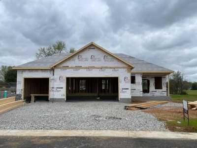 Home For Sale in Franklin, Kentucky