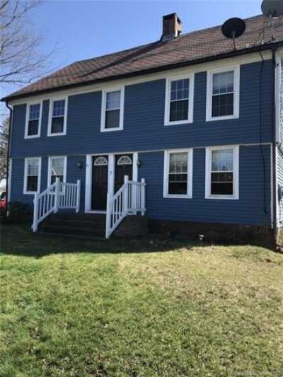 Home For Rent in Cromwell, Connecticut