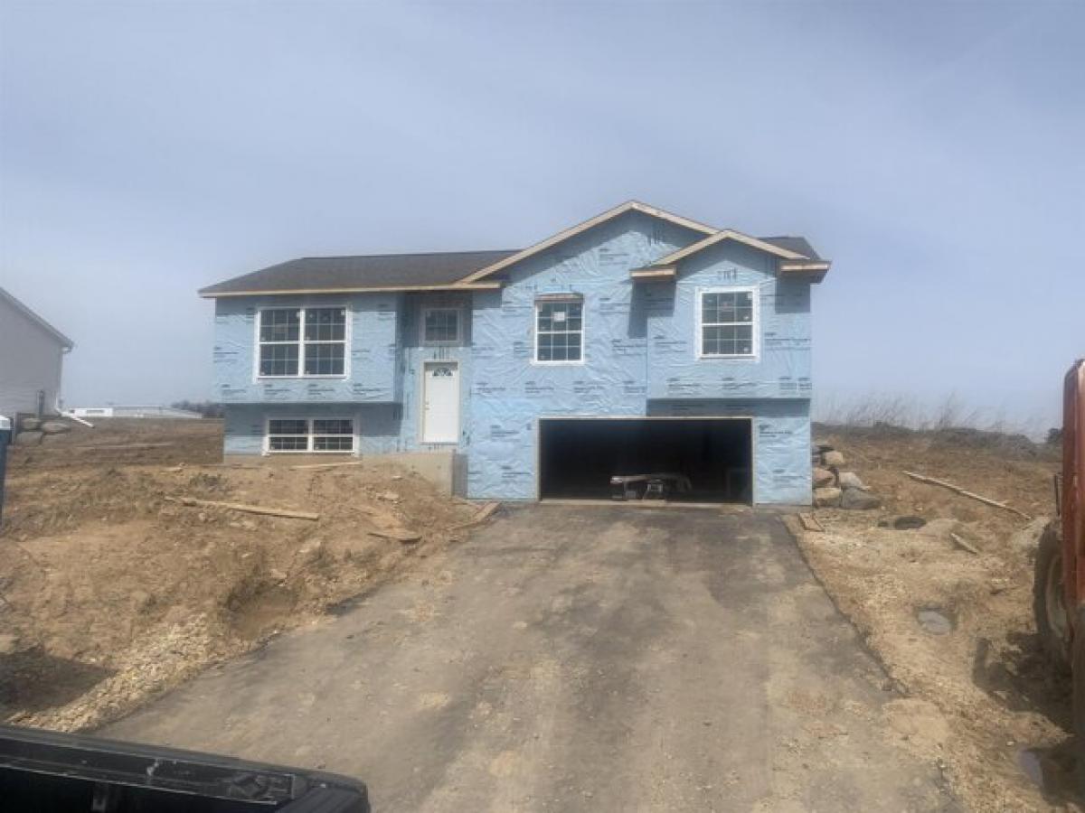 Picture of Home For Sale in Cambria, Wisconsin, United States