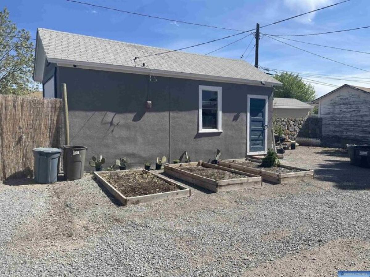 Picture of Home For Sale in Hurley, New Mexico, United States