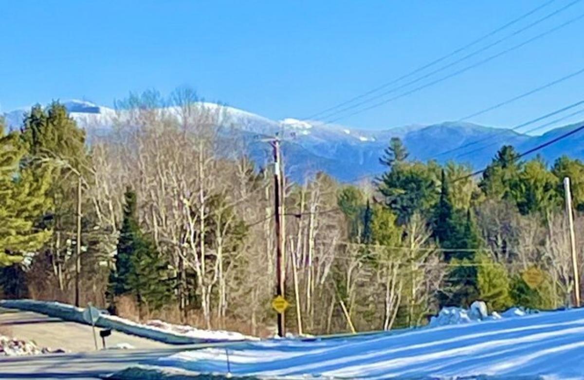 Picture of Residential Land For Sale in Bethlehem, New Hampshire, United States