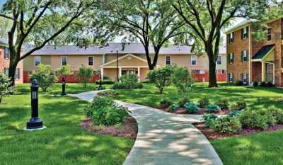 Home For Rent in Rolling Meadows, Illinois