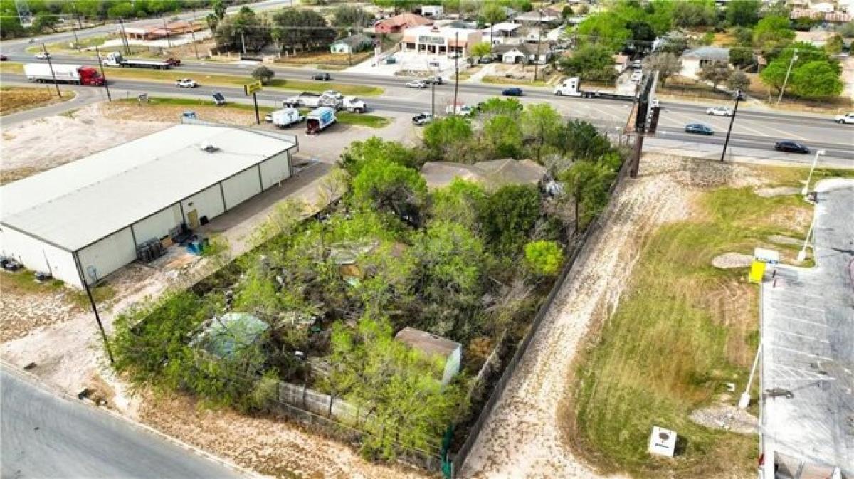 Picture of Home For Sale in La Joya, Texas, United States