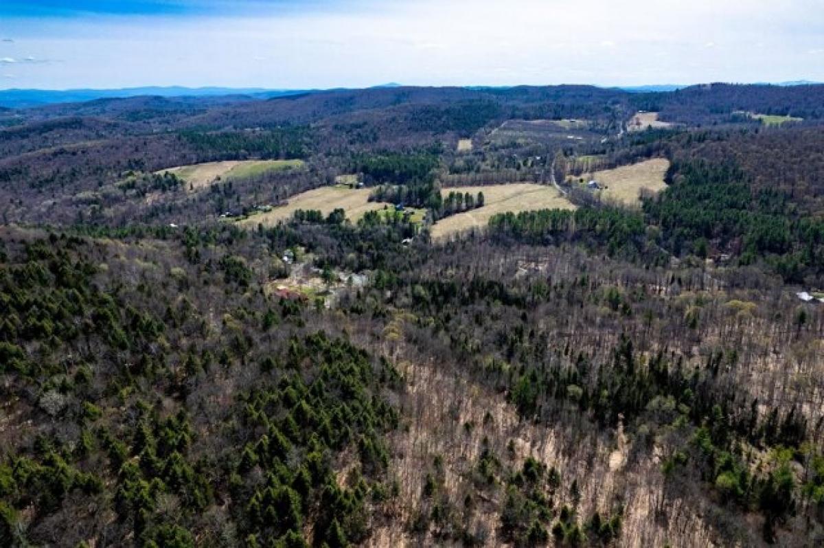 Picture of Residential Land For Sale in Vershire, Vermont, United States