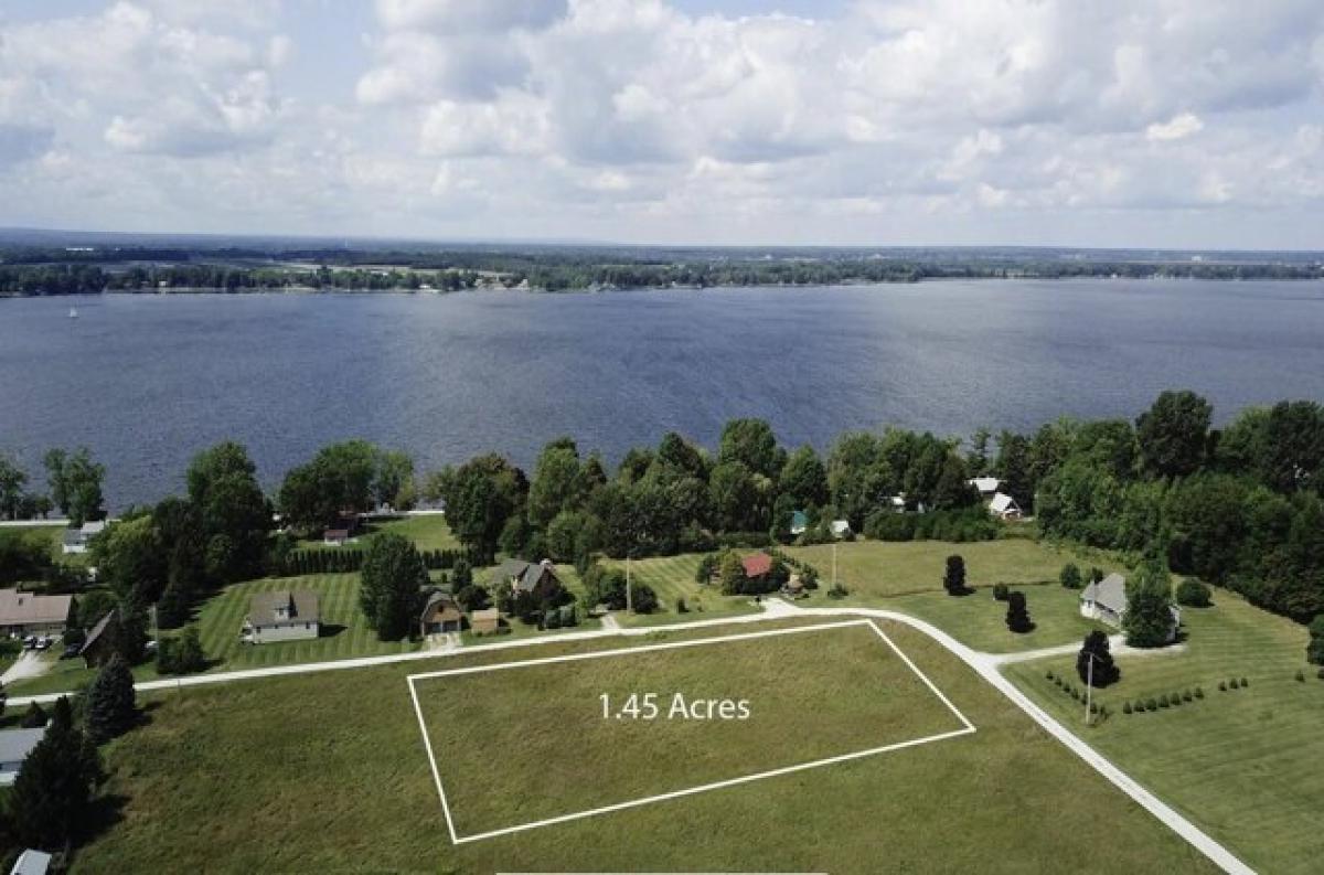 Picture of Residential Land For Sale in Isle La Motte, Vermont, United States