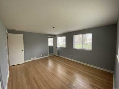 Home For Rent in West Bloomfield, Michigan