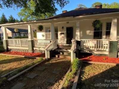 Home For Sale in Cheraw, South Carolina