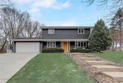 Home For Sale in Golden Valley, Minnesota