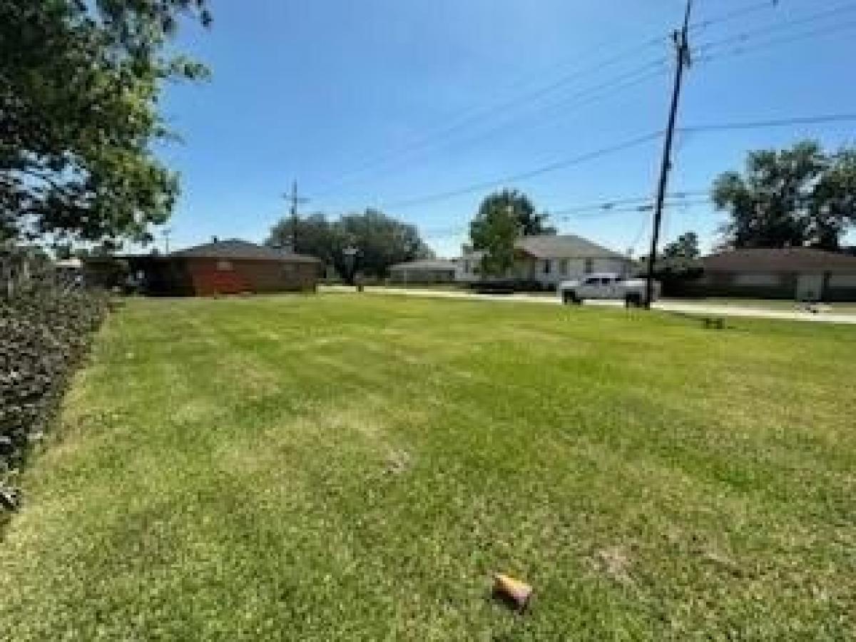 Picture of Residential Land For Sale in Violet, Louisiana, United States