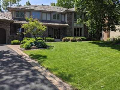 Home For Sale in Eden Prairie, Minnesota