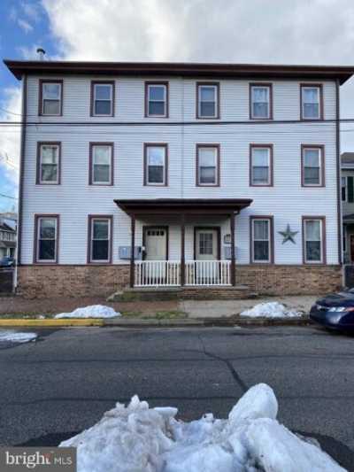 Apartment For Rent in Bristol, Pennsylvania