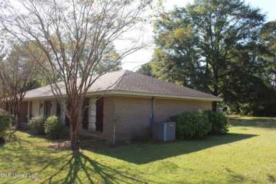 Home For Sale in Kosciusko, Mississippi