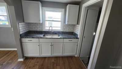 Home For Rent in Warren, Michigan