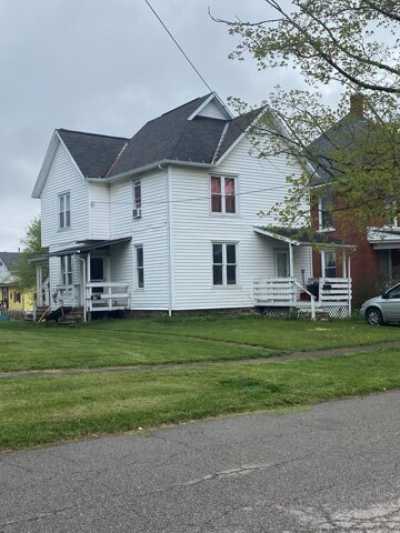 Home For Sale in Crestline, Ohio