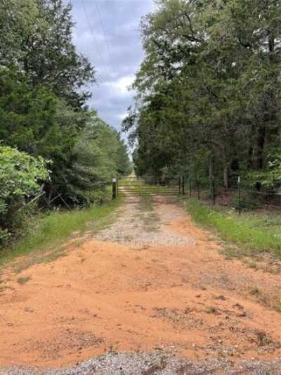 Residential Land For Sale in Smithville, Texas