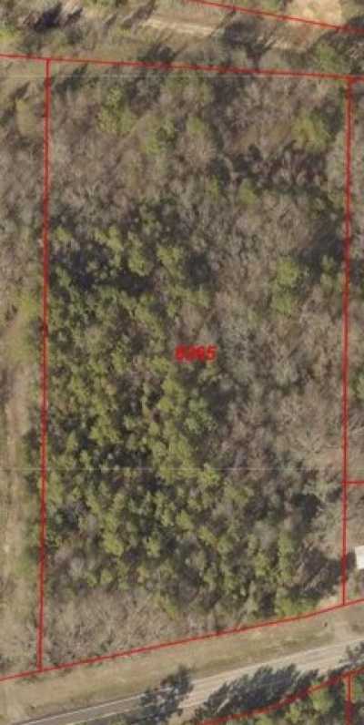 Residential Land For Sale in Clarksville, Texas