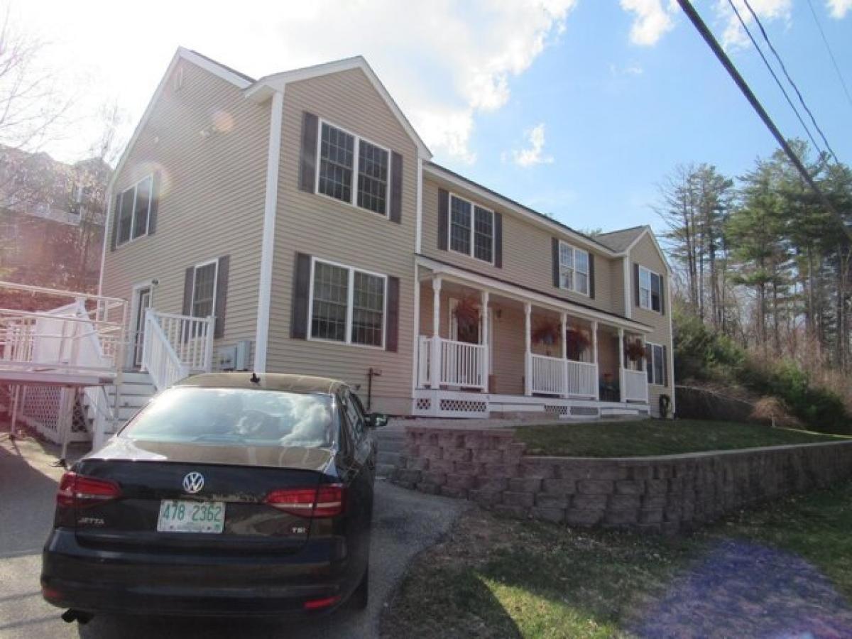 Picture of Home For Sale in Milford, New Hampshire, United States