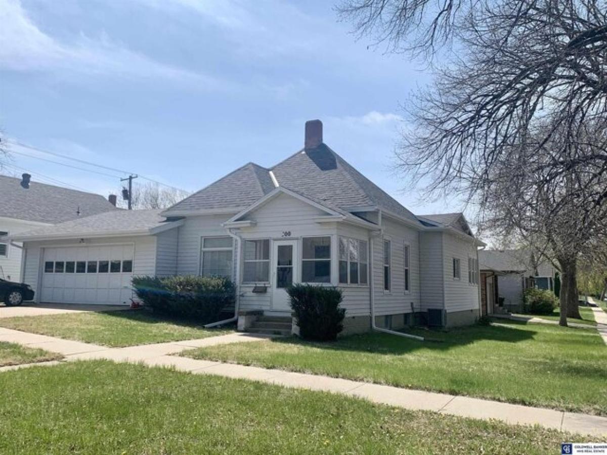 Picture of Home For Sale in York, Nebraska, United States