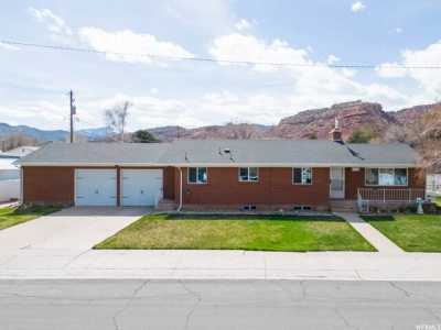 Home For Sale in Richfield, Utah