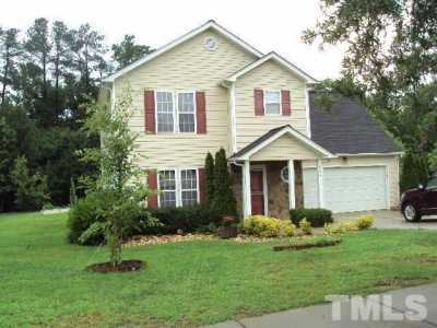 Home For Rent in Holly Springs, North Carolina