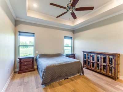 Home For Sale in Grandview, Texas