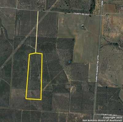 Residential Land For Sale in Moore, Texas