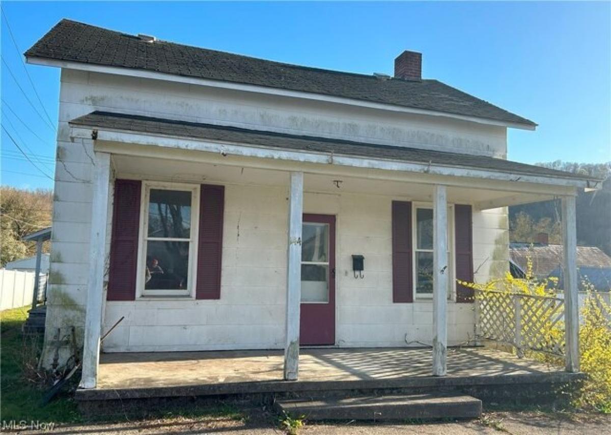 Picture of Home For Sale in McConnelsville, Ohio, United States