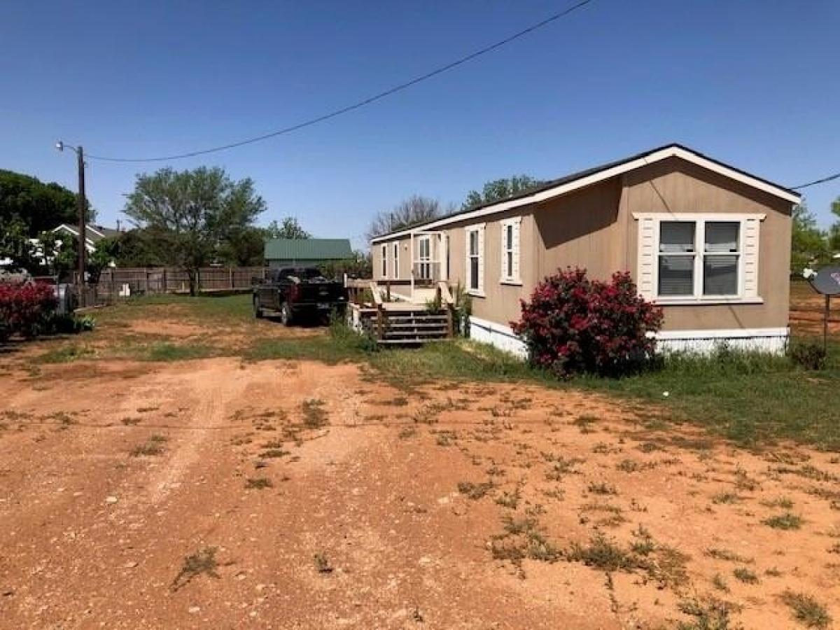 Picture of Home For Sale in Rotan, Texas, United States