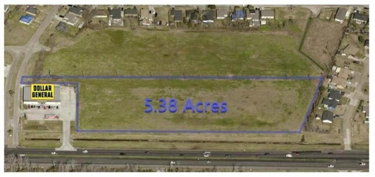 Picture of Residential Land For Sale in Avondale, Louisiana, United States