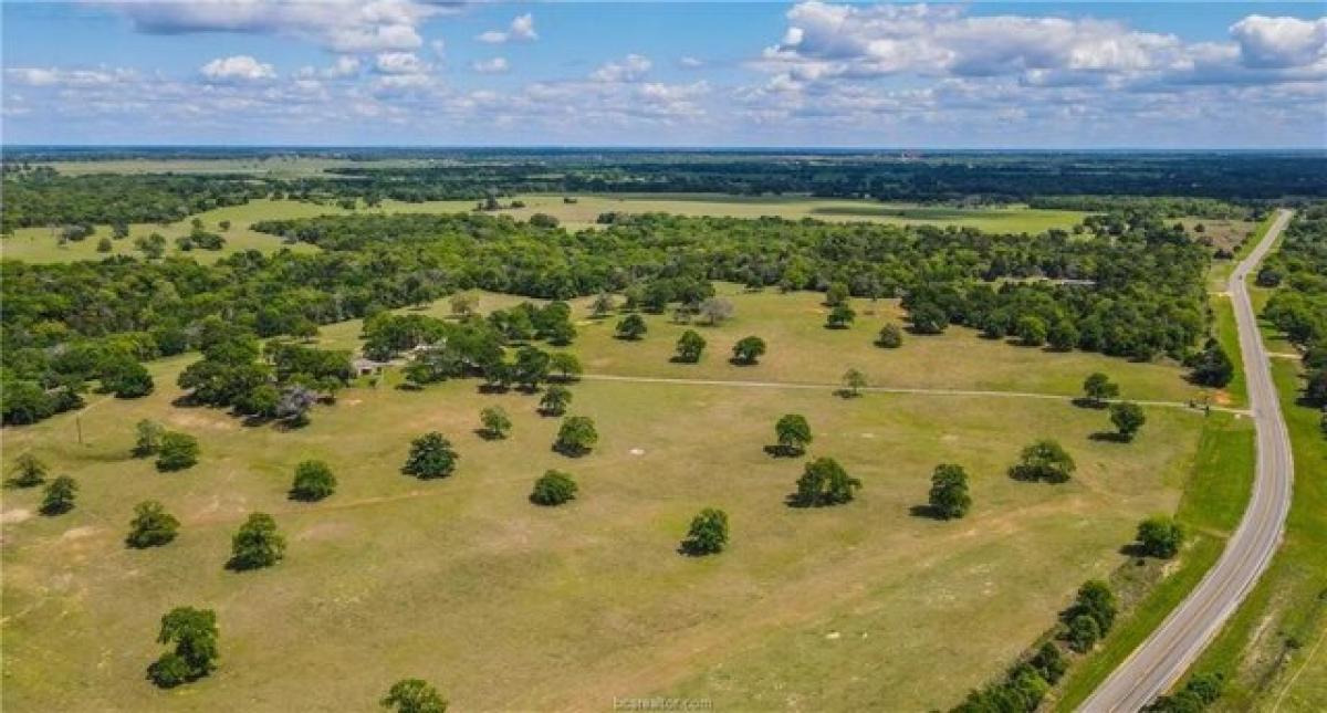 Picture of Residential Land For Sale in Caldwell, Texas, United States