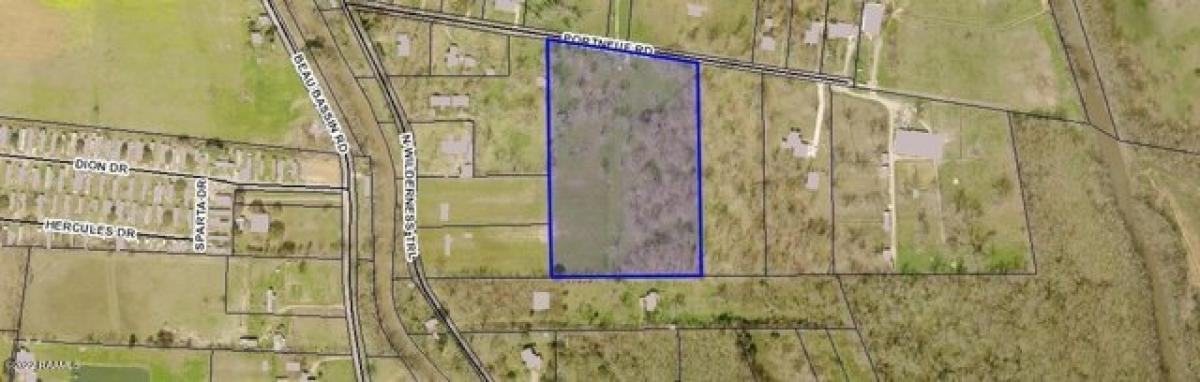 Picture of Residential Land For Sale in Carencro, Louisiana, United States