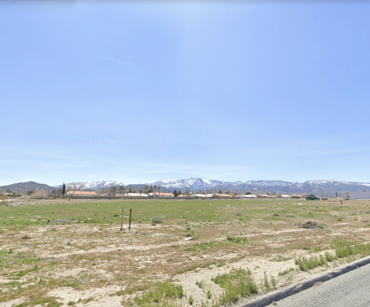 Picture of Residential Land For Sale in Phelan, California, United States