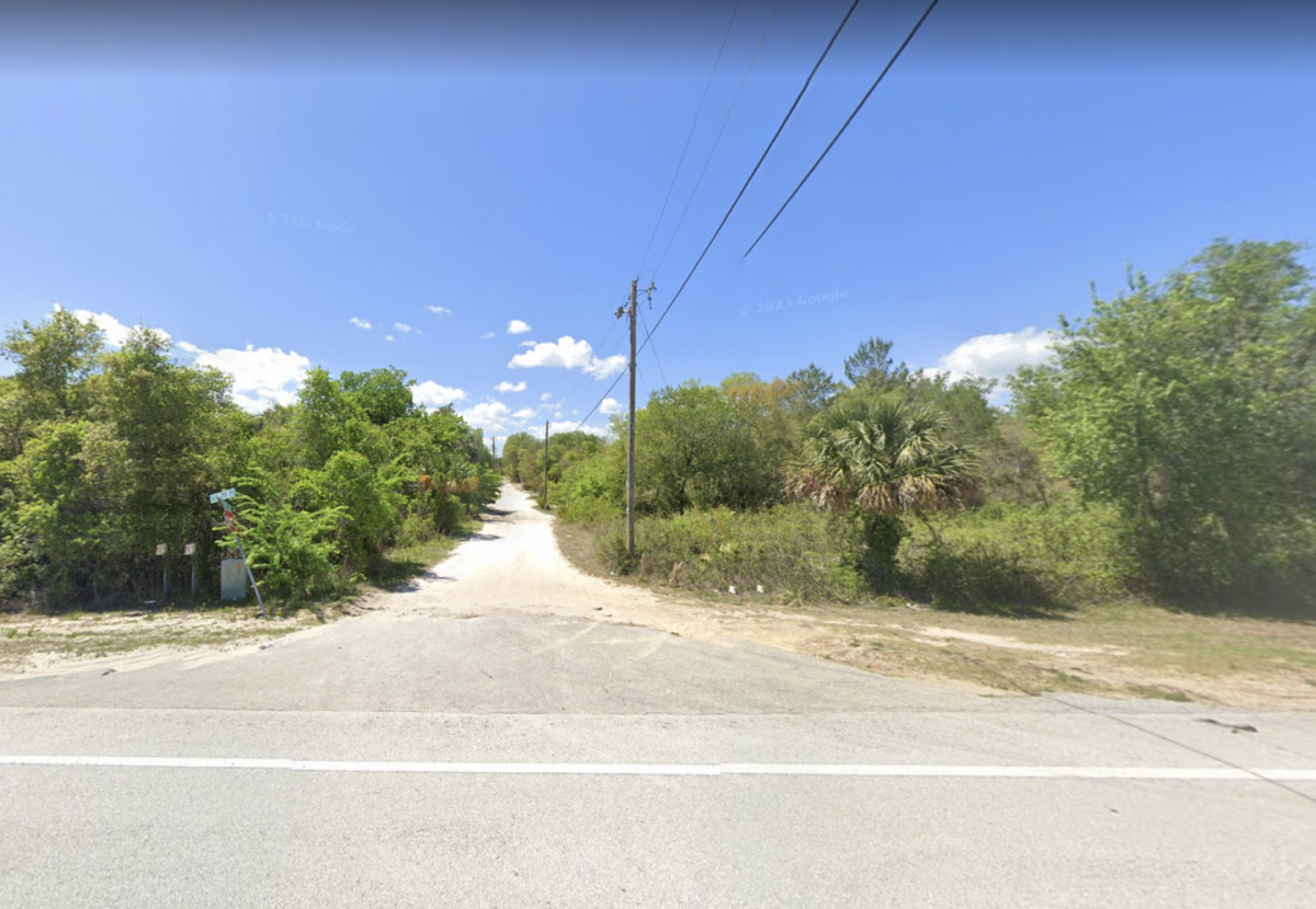 Picture of Residential Land For Sale in Fort Mccoy, Florida, United States