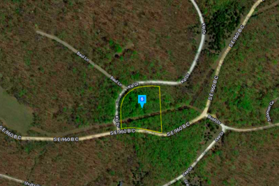 Residential Land For Sale in Edwards, Missouri