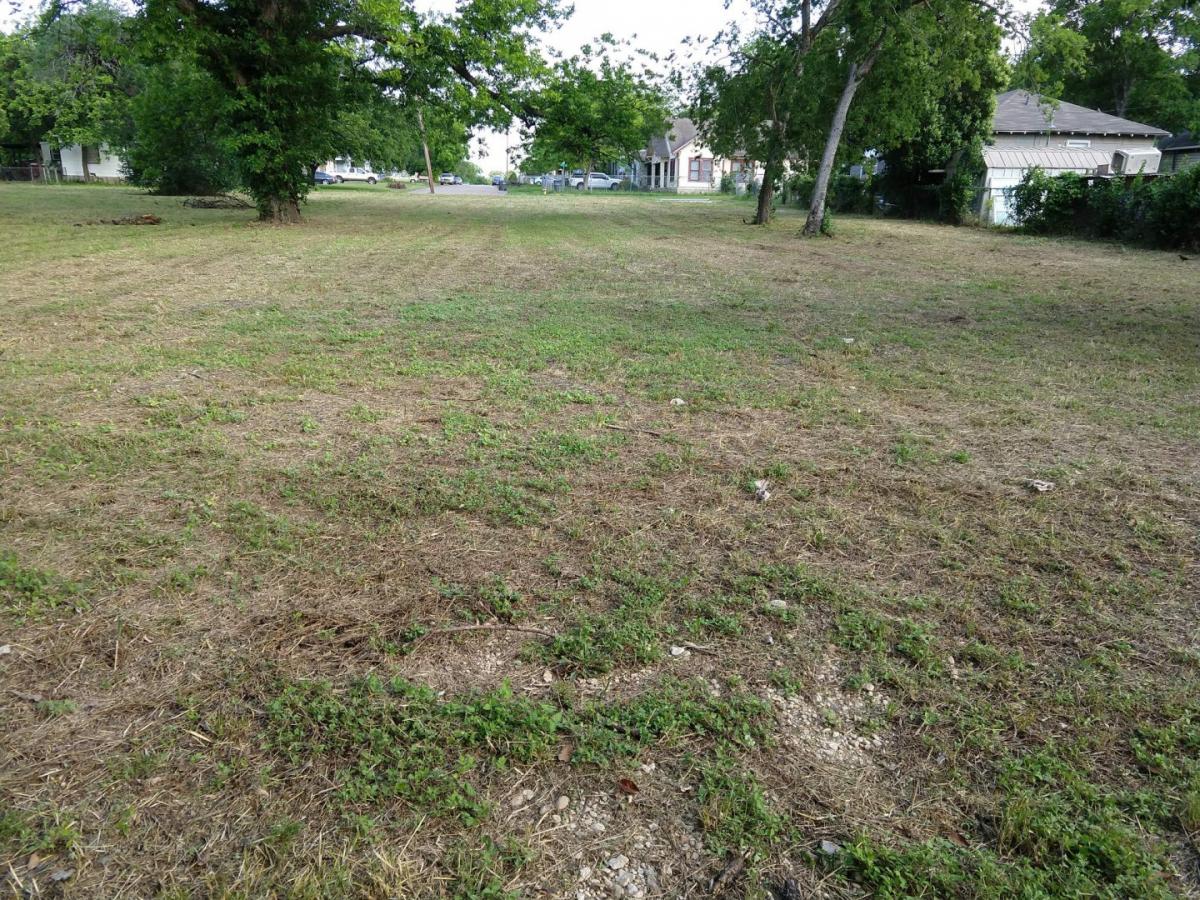 Picture of Residential Land For Sale in Waco, Texas, United States