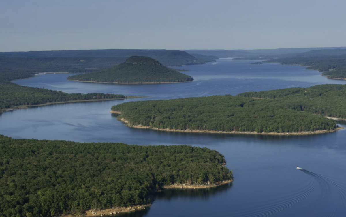 Picture of Residential Land For Sale in Fairfield Bay, Arkansas, United States