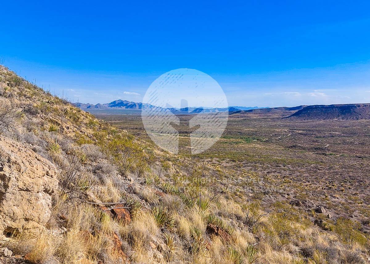 Picture of Residential Land For Sale in Sierra Blanca, Texas, United States