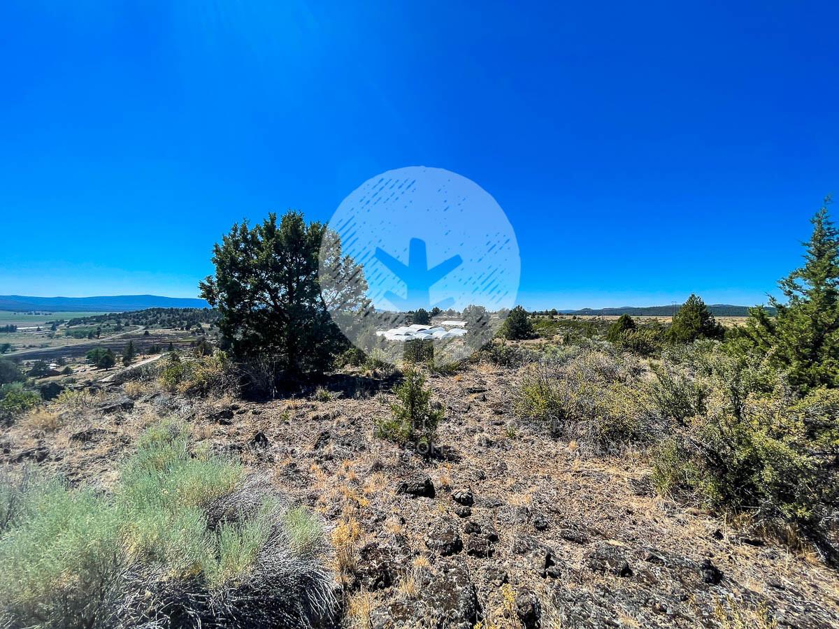 Picture of Residential Land For Sale in Chiloquin, Oregon, United States