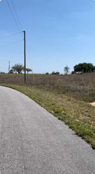 Raw Land For Sale in Ocklawaha, Florida