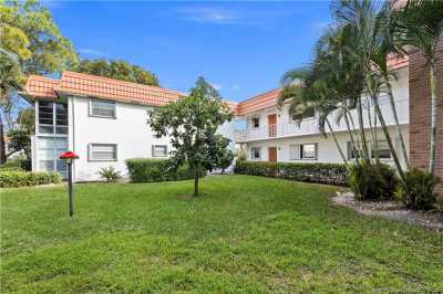 Condo For Sale in Stuart, Florida