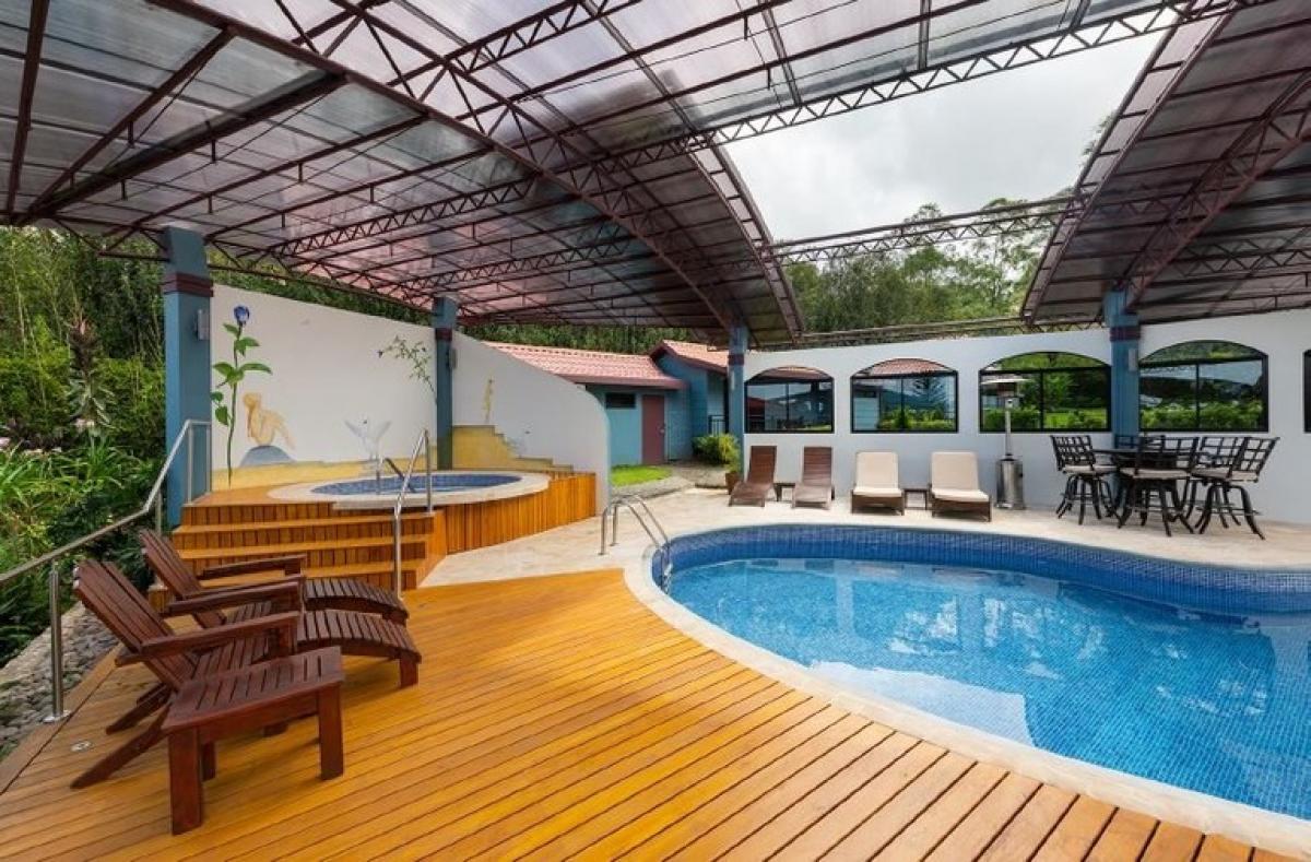 Picture of Home For Sale in San Isidro, Heredia, Costa Rica