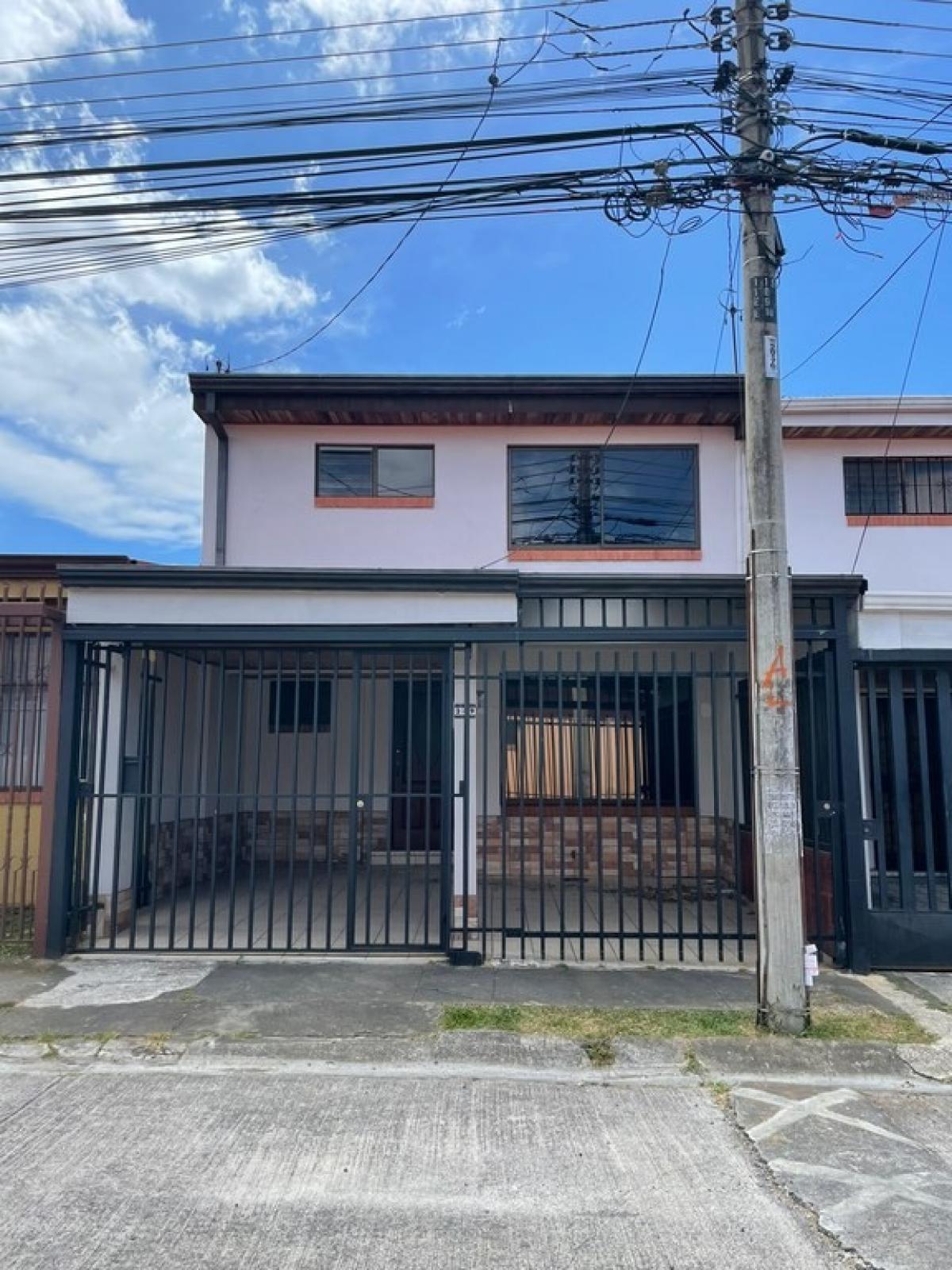 Picture of Home For Sale in Curridabat, San Jose, Costa Rica