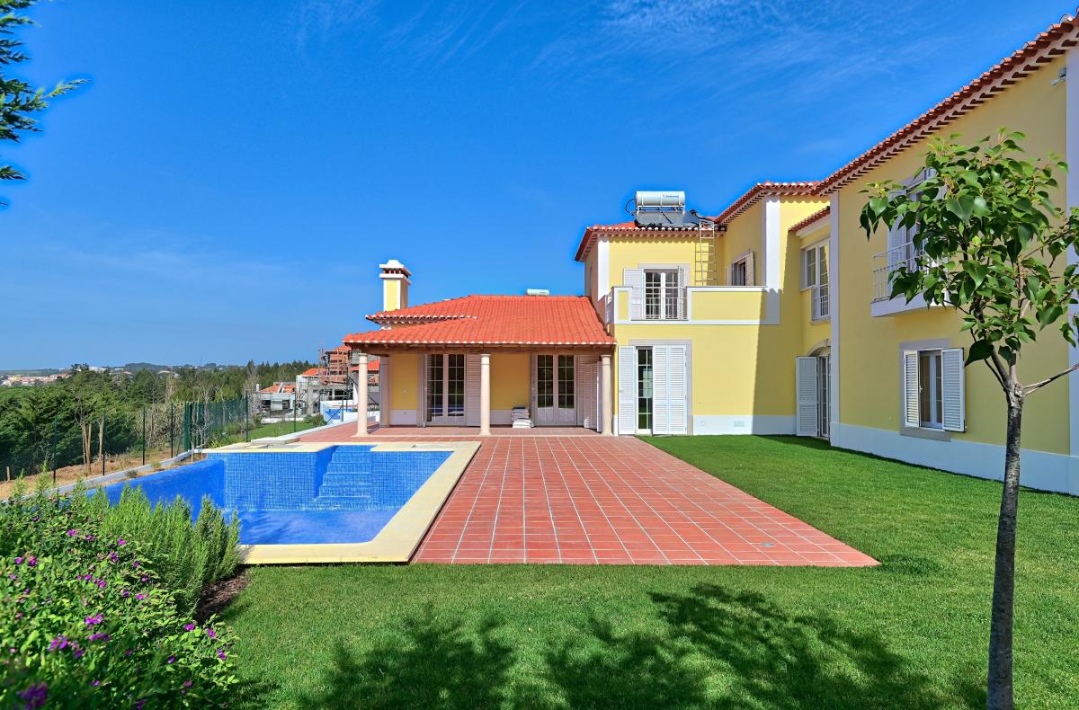 Picture of Home For Sale in Sintra, Estremadura, Portugal